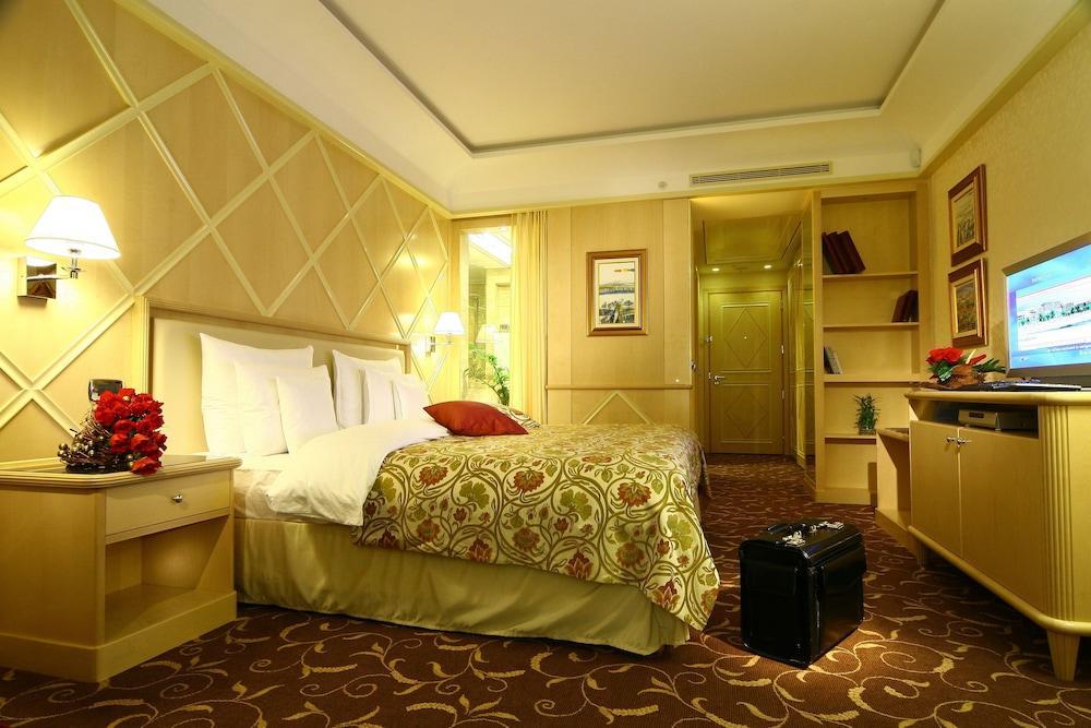 Splendid Conference & 5* Budva