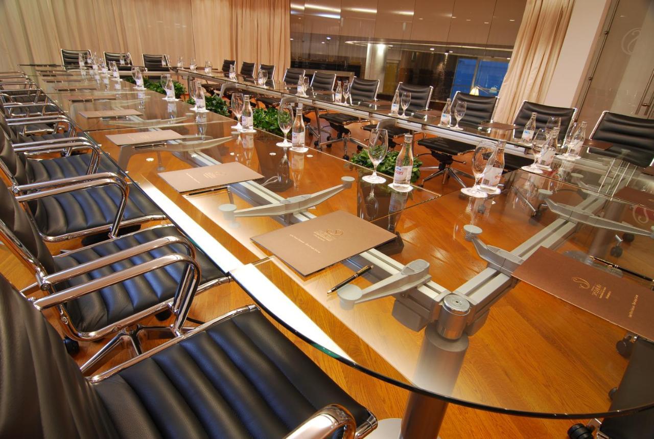 Splendid Conference & Отель 5*
